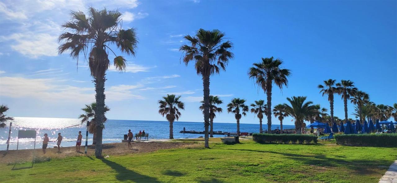 Georgia Apartments Paphos Buitenkant foto