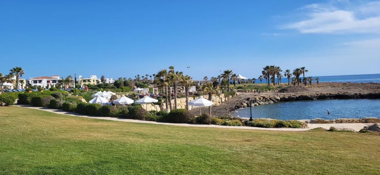 Georgia Apartments Paphos Buitenkant foto