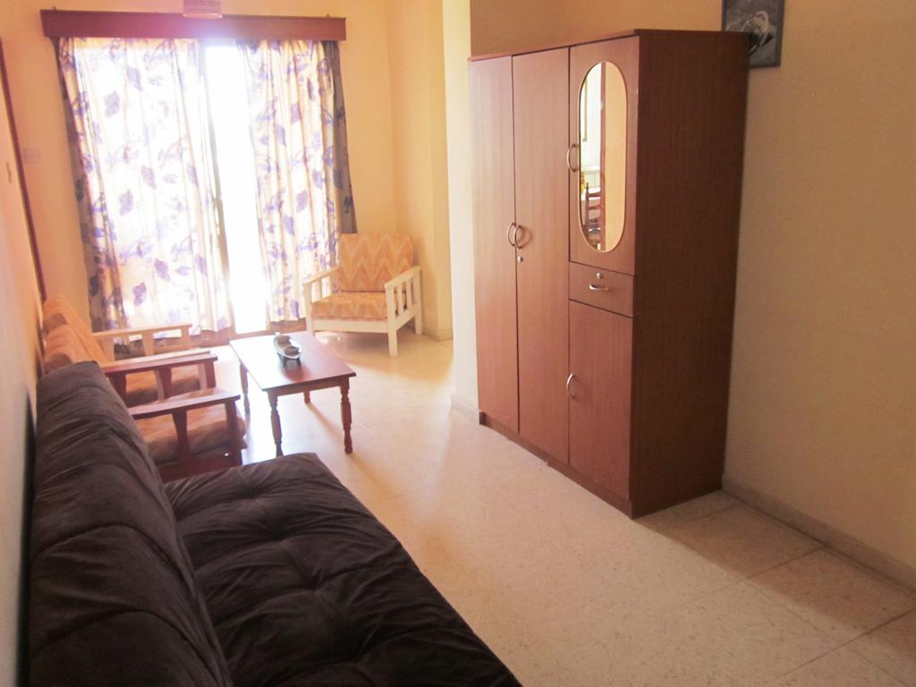 Georgia Apartments Paphos Kamer foto